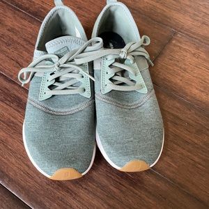 New Balance Woman’s Running Sneaker